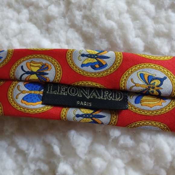 Vintage Leonard paris silk tie - Picture 3 of 3